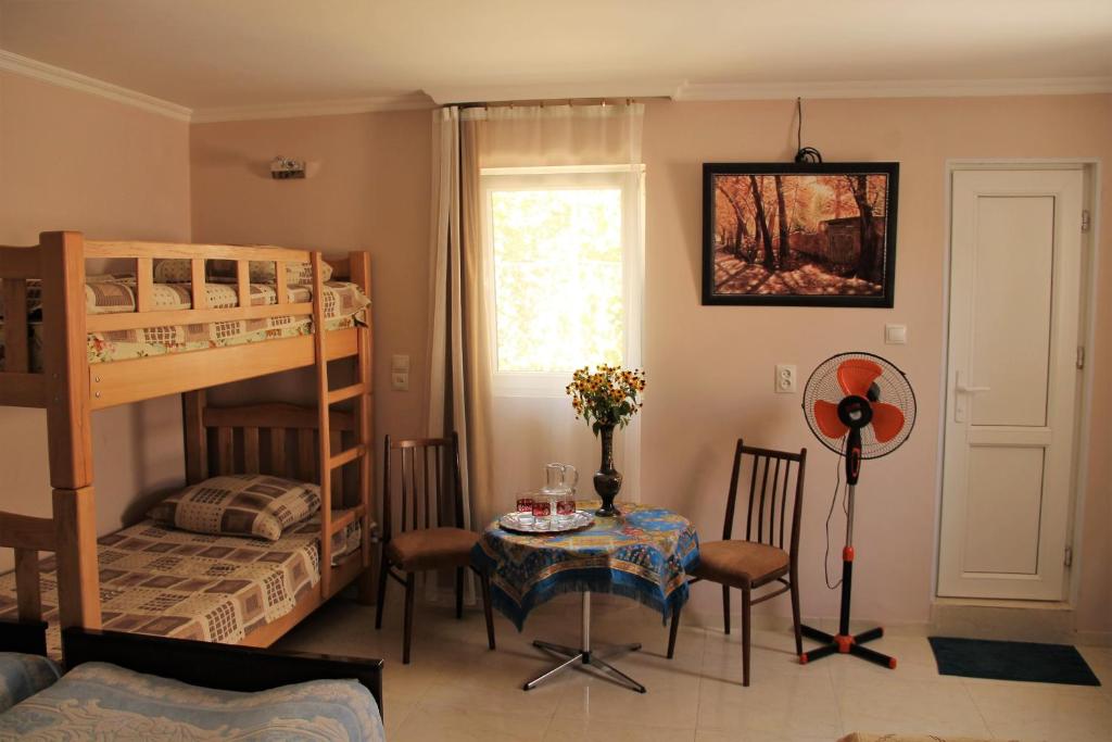 Guesthouse Levani room 4